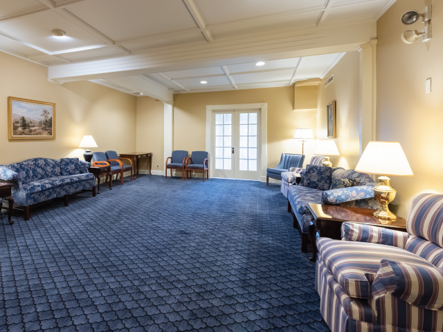 funeral home near me Beecher & Bennett Funeral Service