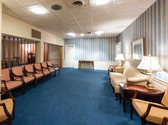 funeral home near me Beecher & Bennett Funeral Service