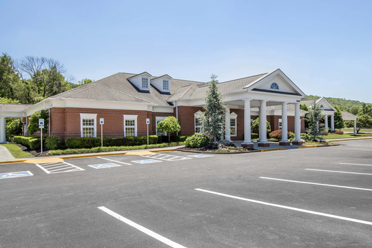 funeral home near me Berry Lynnhurst Funeral Home & Lynnhurst Cemetery