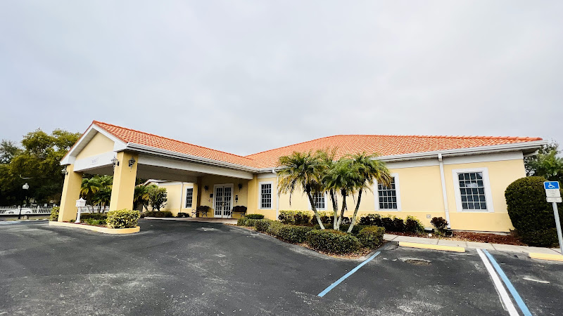 funeral home near me Blount & Curry Funeral Home Oldsmar West Hillsborough Chapel