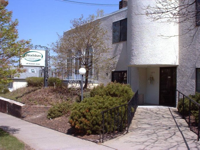 funeral home near me Bradshaw Funeral And Cremation Services