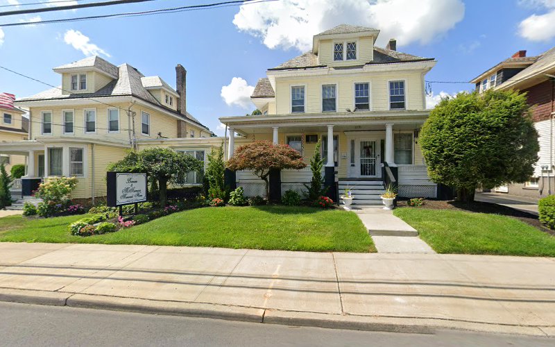 funeral home near me Bronson & Mcnamara Memorial Home