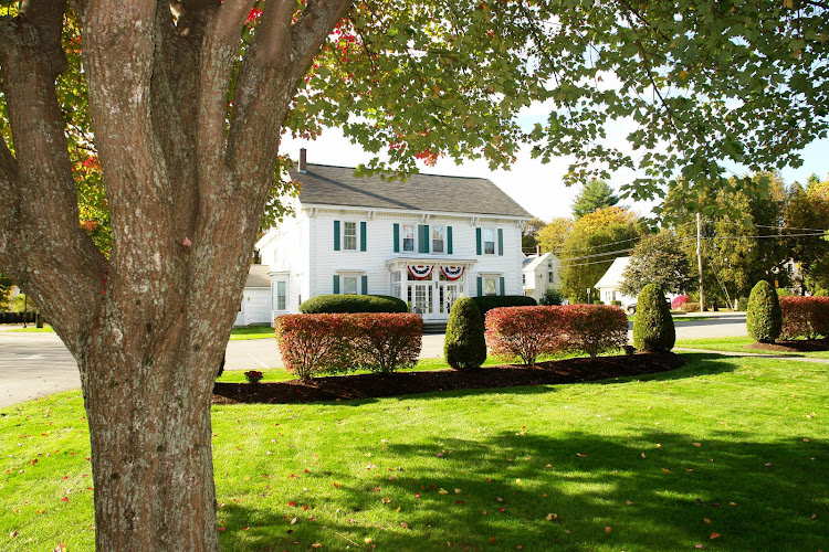 funeral home near me Burpee Carpenter & Hutchins