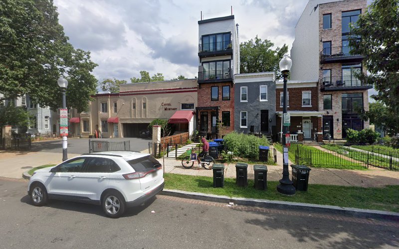 funeral home near me Capitol Mortuary Inc