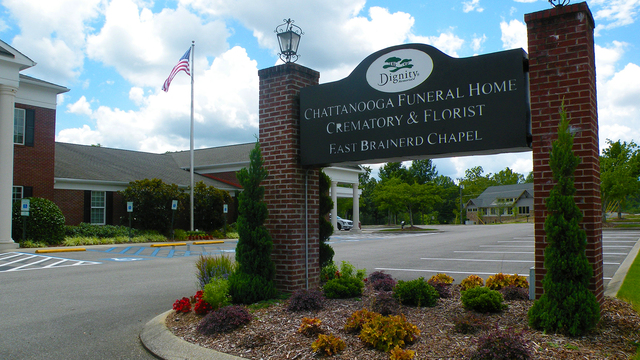 funeral home near me Chattanooga Funeral Home, Crematory & Florist-East Brainerd Chapel