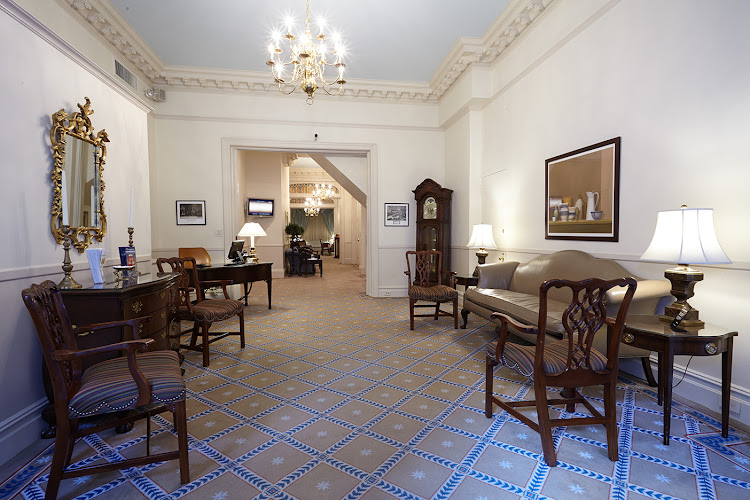 funeral home near me Crestwood Cremation And Funeral Services