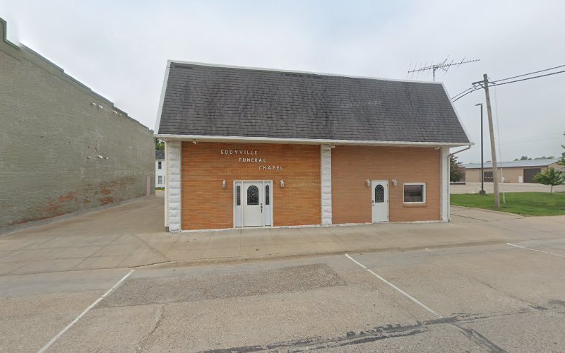 funeral home near me Eddyville Funeral Chapel