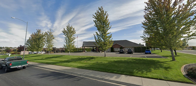 funeral home near me Einan's At Hillcrest - Kennewick