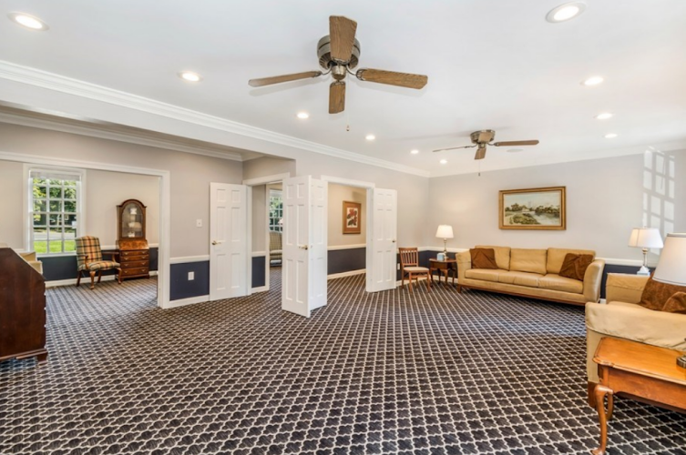 funeral home near me Everly Funeral Home & Cremation Service