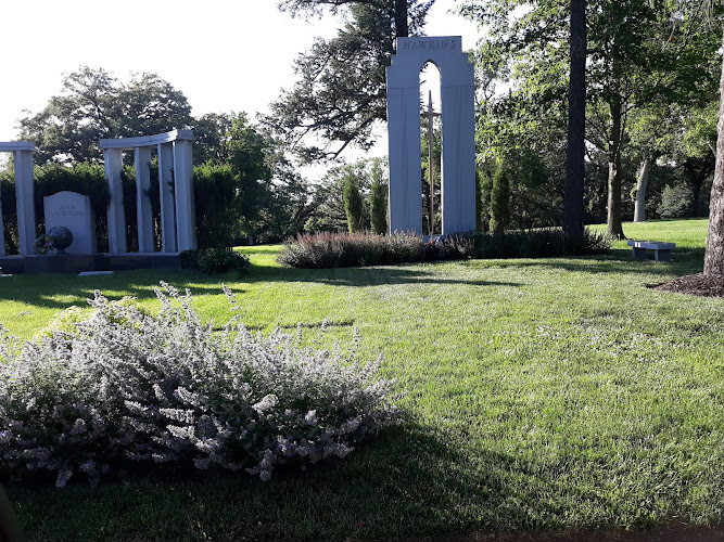 funeral home near me Forest Lawn Funeral Home, Cemetery, And Mausoleum