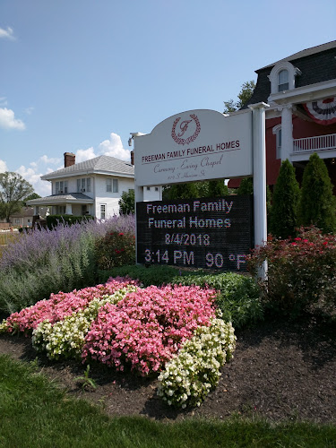 funeral home near me Freeman Family Funeral Homes And Crematory