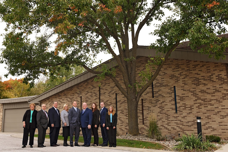 funeral home near me Gunderson Funeral Home & Cremation Services