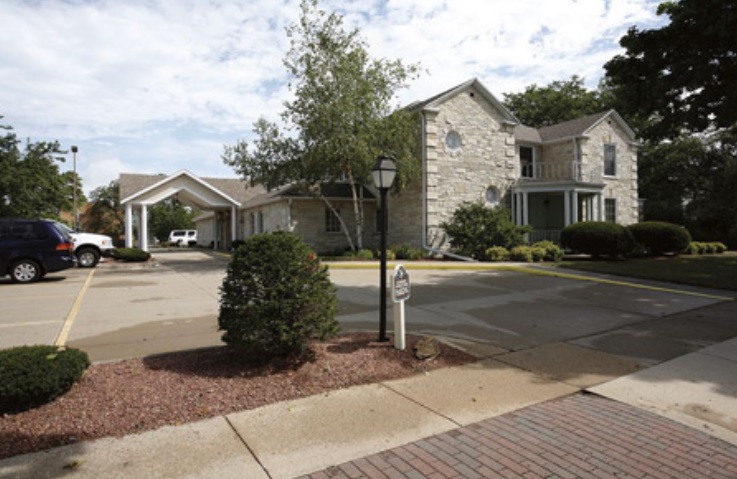 funeral home near me Gunderson Funeral Home - Middleton