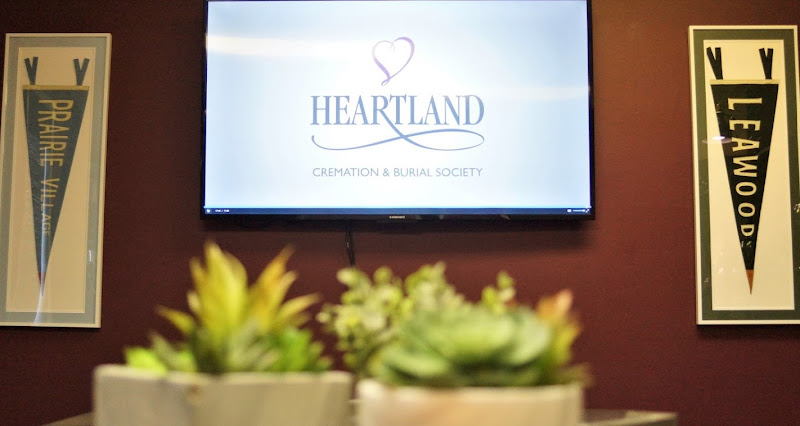 funeral home near me Heartland Cremation & Burial Society Overland Park Arrangement Center