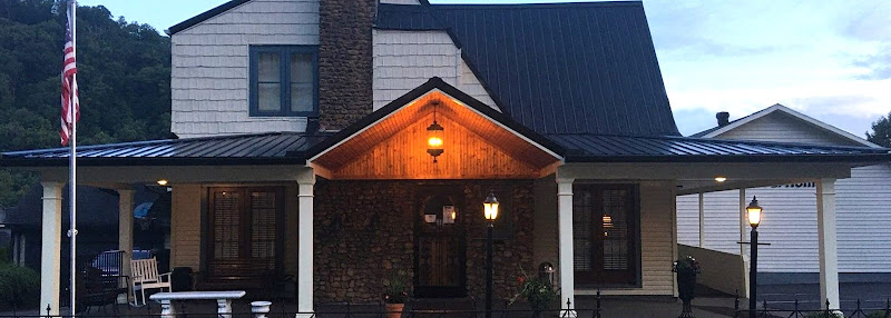 funeral home near me Henson & Rich Funeral Home