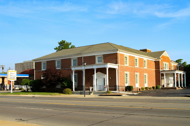 funeral home near me Howe-Peterson Funeral Home & Cremation Services