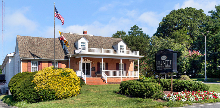 funeral home near me Huntt Funeral Home