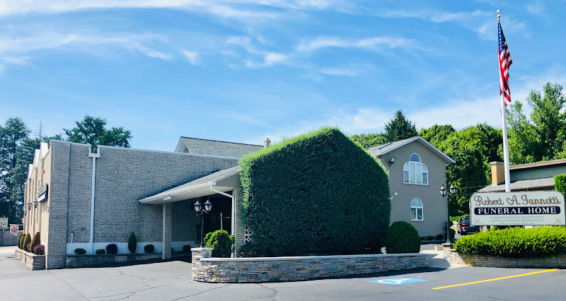 funeral home near me Iannotti Funeral Home- 415 Washington St (Original Location)