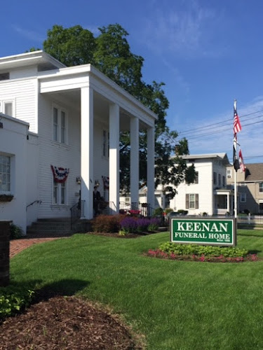 funeral home near me Keenan Funeral Homes - Elm