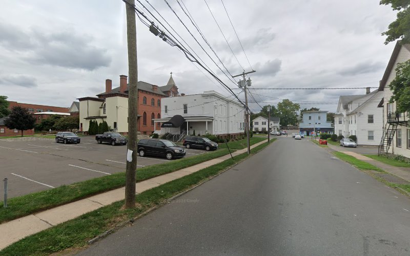 funeral home near me Kenney Luddy Funeral Home