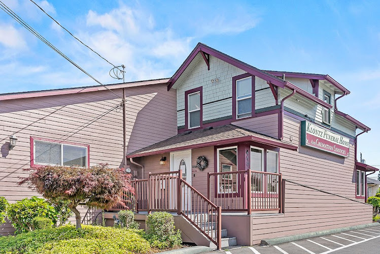 funeral home near me Klontz Funeral Home And Cremation Services