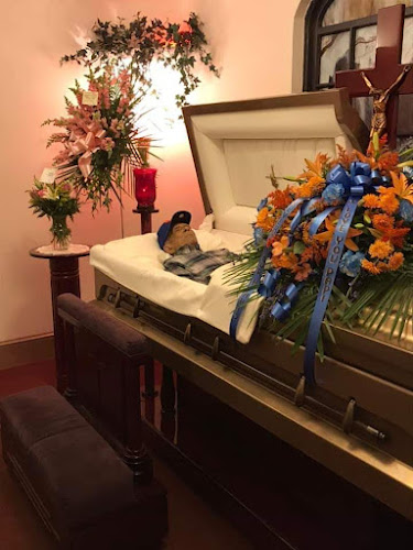 funeral home near me La Rosa Funeral Home