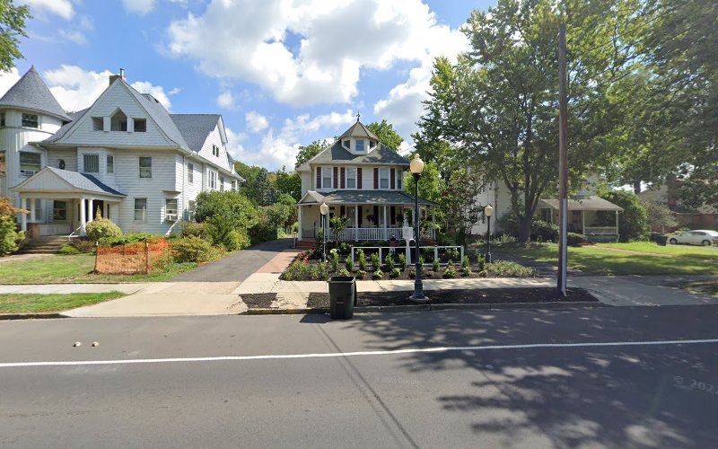 funeral home near me Lee Funeral Home