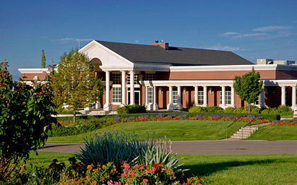 funeral home near me Lindquist's Layton Mortuary