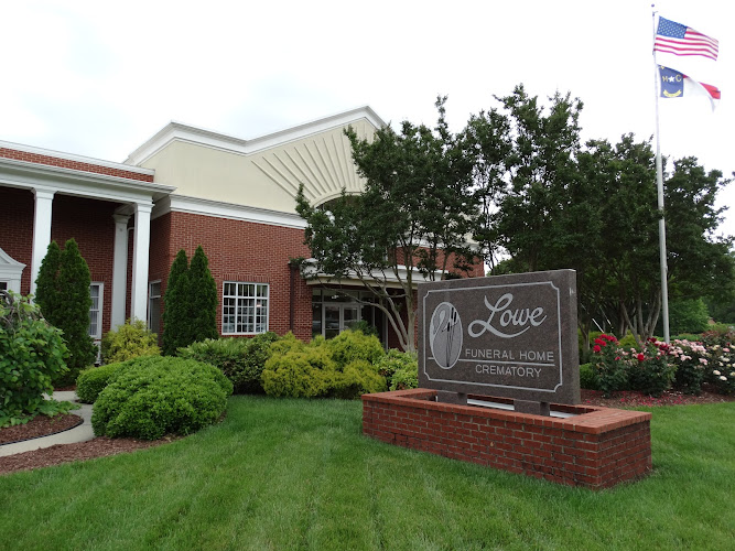funeral home near me Lowe Funeral Home & Crematory
