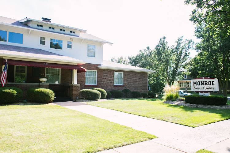 funeral home near me Monroe Funeral Home & Cremation Services