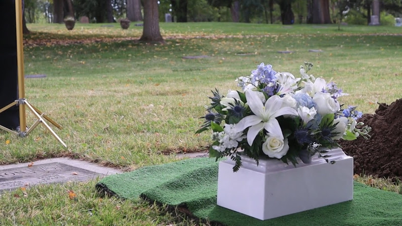 funeral home near me Mountain View - Colonial Dewitt