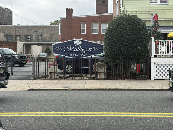 funeral home near me Mulligan Funeral Home