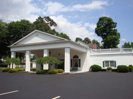 funeral home near me Nicholson & Carmon Funeral Home