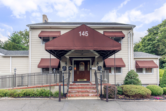 funeral home near me Quinn-Hopping Funeral Home