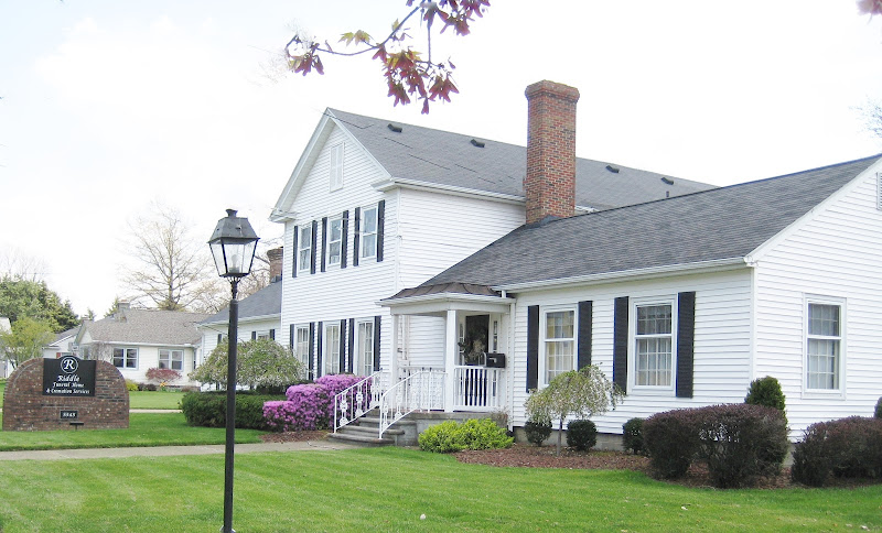 funeral home near me Riddle Funeral Home