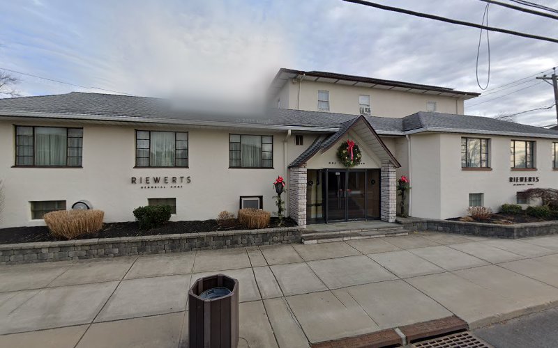 funeral home near me Riewerts Memorial Home