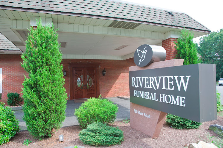 funeral home near me Riverview Funeral Home Inc