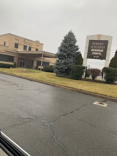 funeral home near me Robert Schoem's Menorah Chapel
