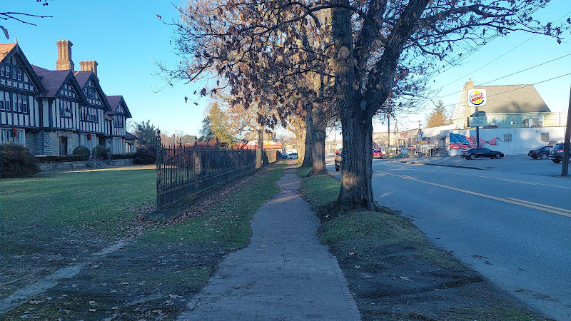 funeral home near me Ross Funeral Home