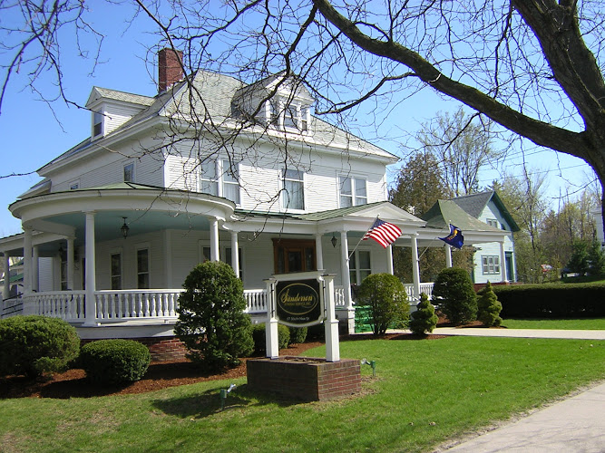funeral home near me Sanderson Funeral Services Inc