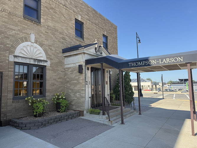 funeral home near me Thompson-Larson Funeral Home