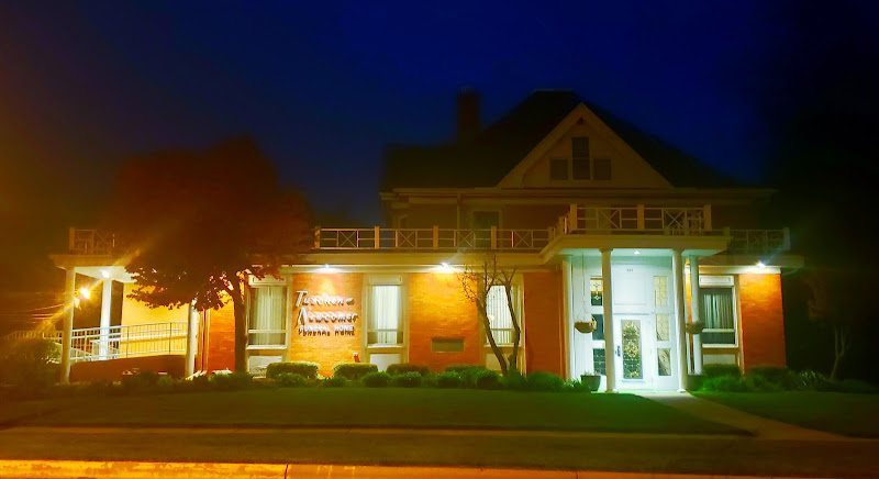 funeral home near me Tuschen-Newcomer Funeral Home