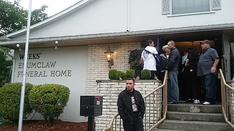 funeral home near me Weeks’ Enumclaw Funeral Home