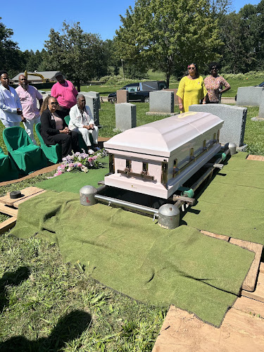 funeral home near me Woody Home For Services Inc